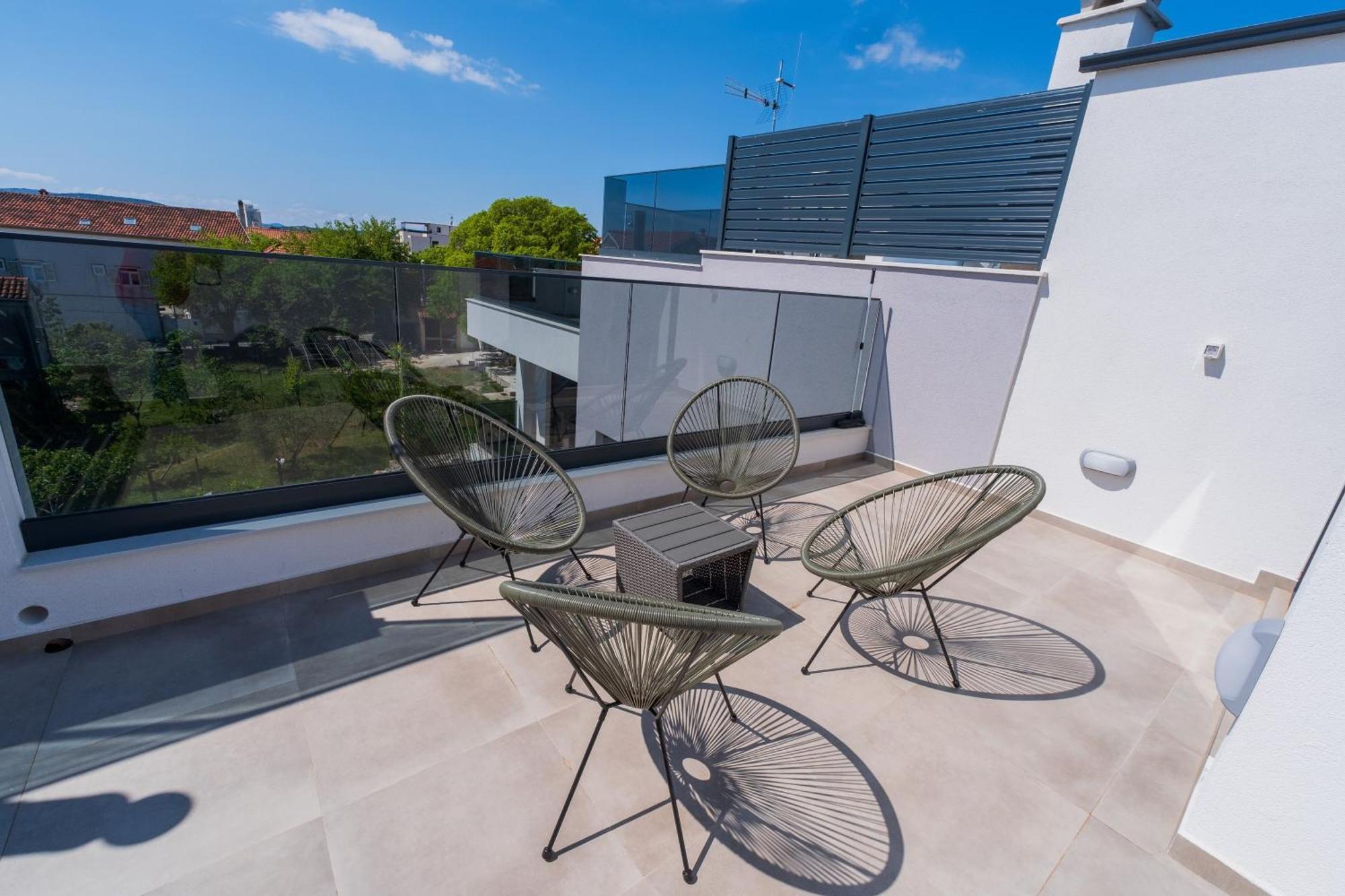 Three-Bedroom Premium Holiday Home Atmosfera With Private Pool&Sauna Vodice Kültér fotó