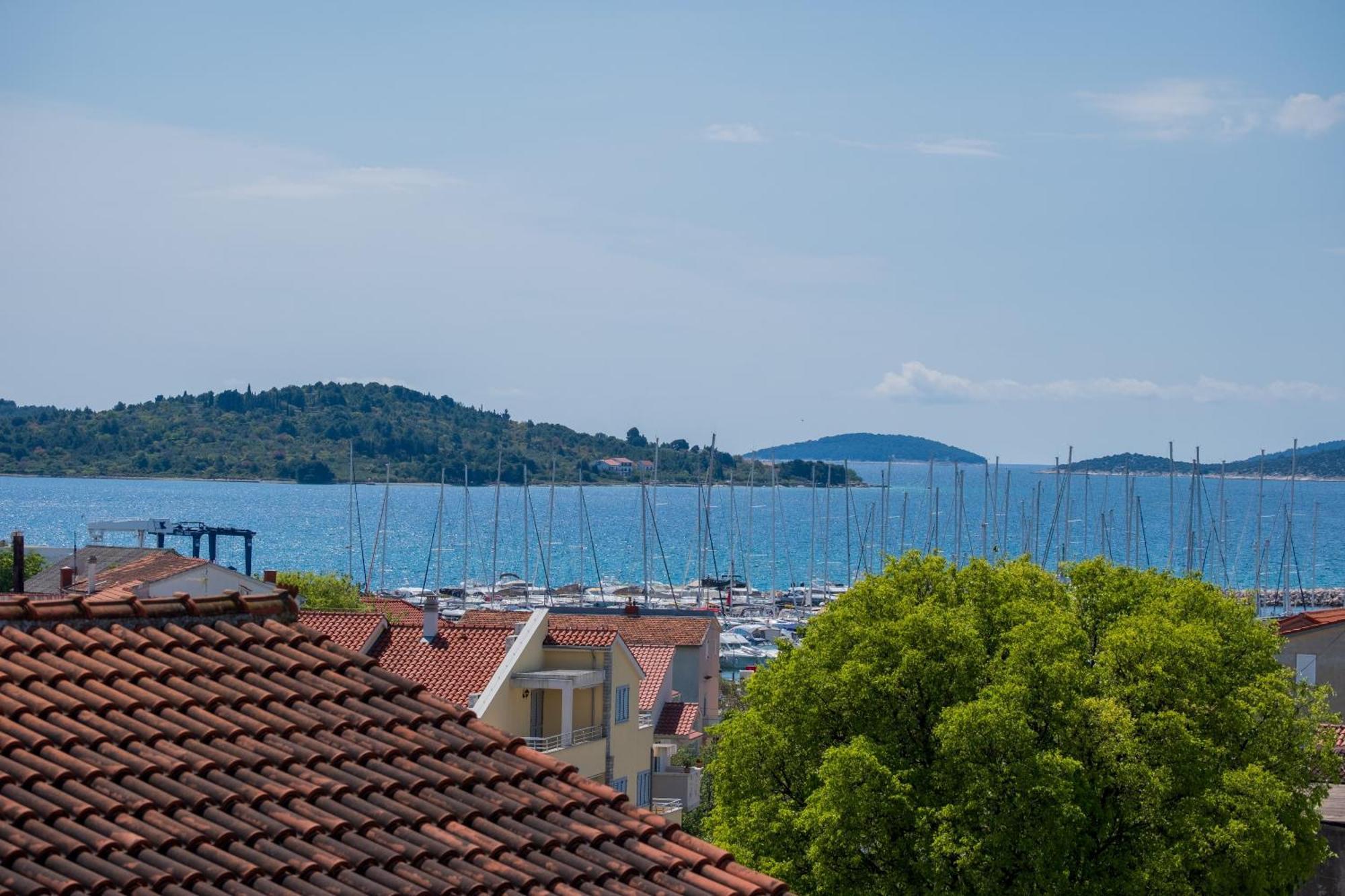 Three-Bedroom Premium Holiday Home Atmosfera With Private Pool&Sauna Vodice Kültér fotó